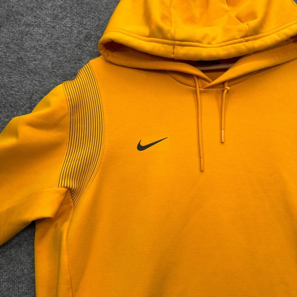 Nike Hoodie Mens XL Yellow Long Sleeve Fleece Pullover Athletic Running